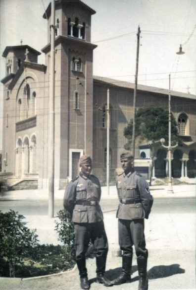 1941 - Γερμανοί μπροστά από την Αγία Τριάδα