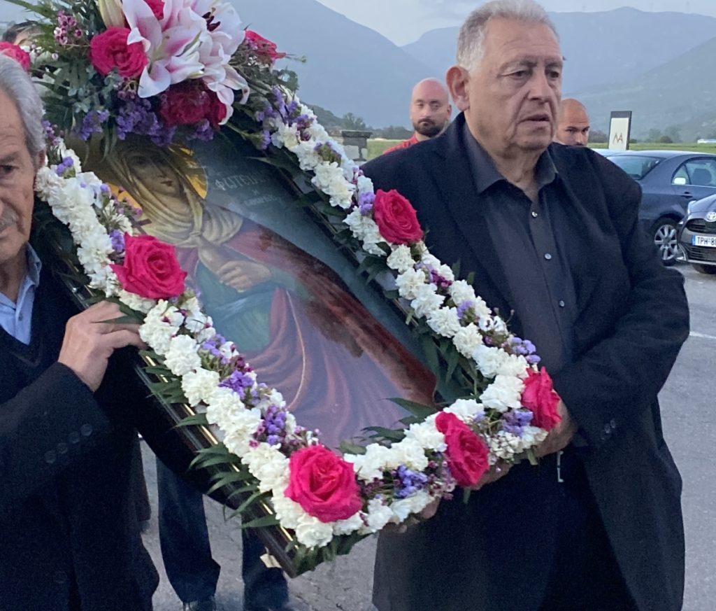 Η λιτάνευση της ιερής Εικόνας, πηγή φωτό : Στ. Ζορμπαλάς ║ 𝐏𝐡𝐨𝐭𝐨 𝐛𝐲 𝐄𝐏𝐓𝐧𝐞𝐰𝐬